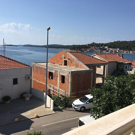 Apartments Kulic Tisno Exterior photo
