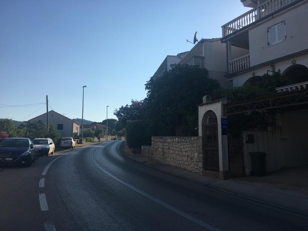 Apartments Kulic Tisno Exterior photo