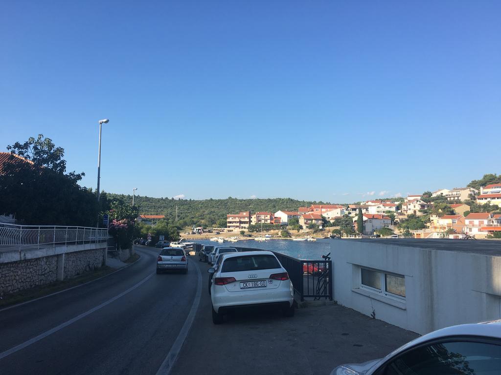 Apartments Kulic Tisno Exterior photo