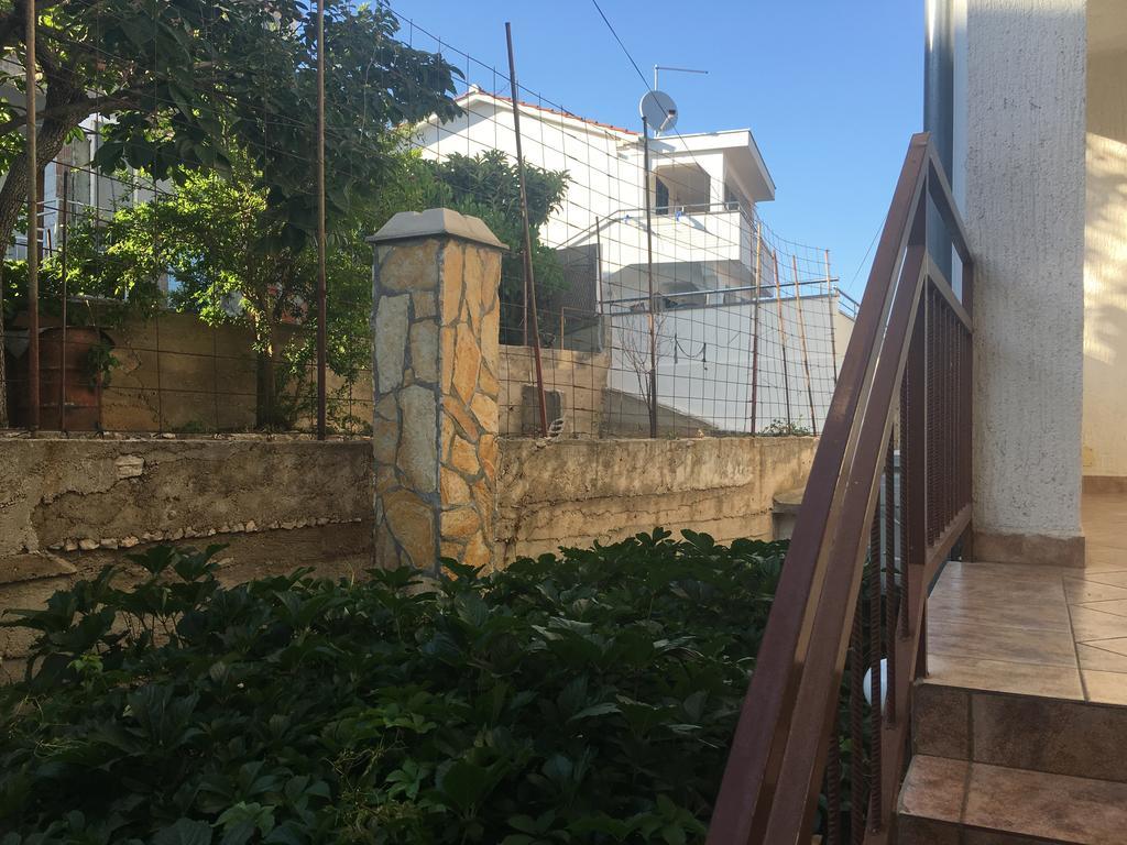 Apartments Kulic Tisno Exterior photo