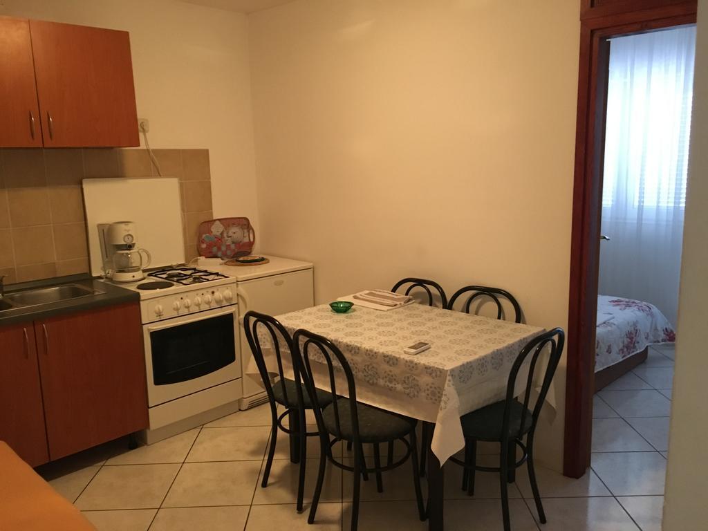 Apartments Kulic Tisno Exterior photo