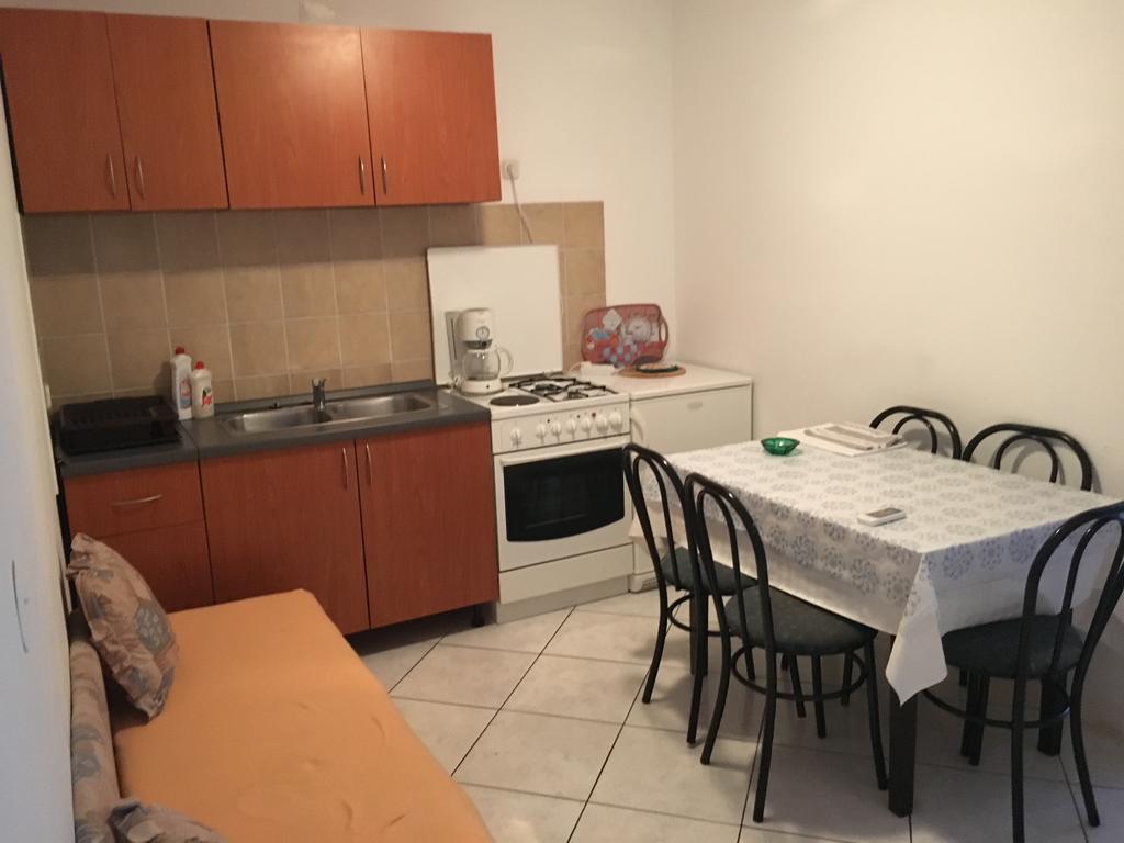 Apartments Kulic Tisno Exterior photo