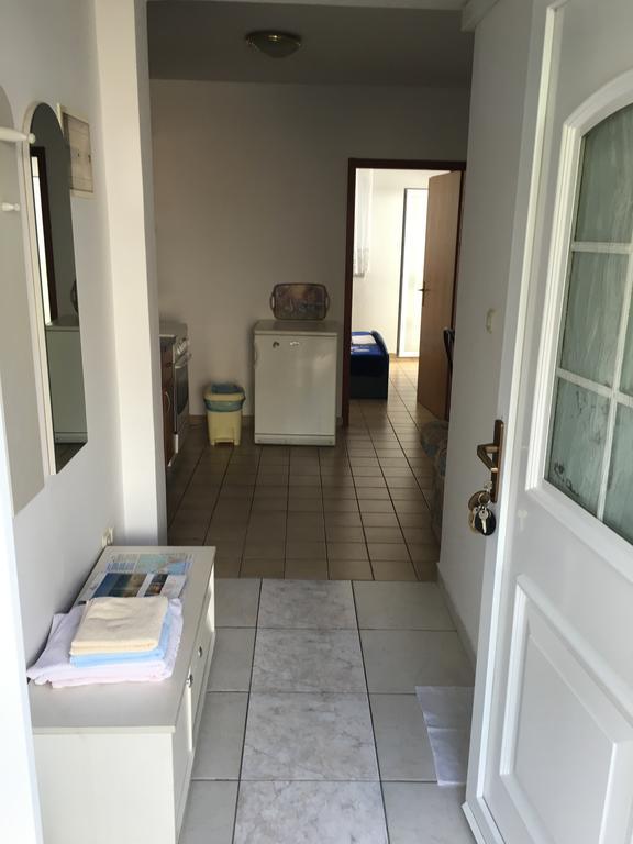 Apartments Kulic Tisno Exterior photo